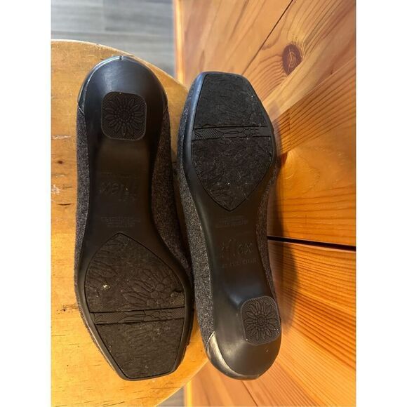 AK Anne Klein Womens Heels 6M Gray Fabric Pumps Shoes 1” iFlex - Picture 8 of 9